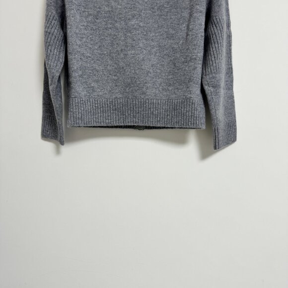 Chanel gray Cardigan Size 36 - Picture 8 of 12